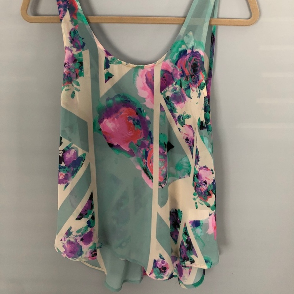 Beautiful Flowy Tank